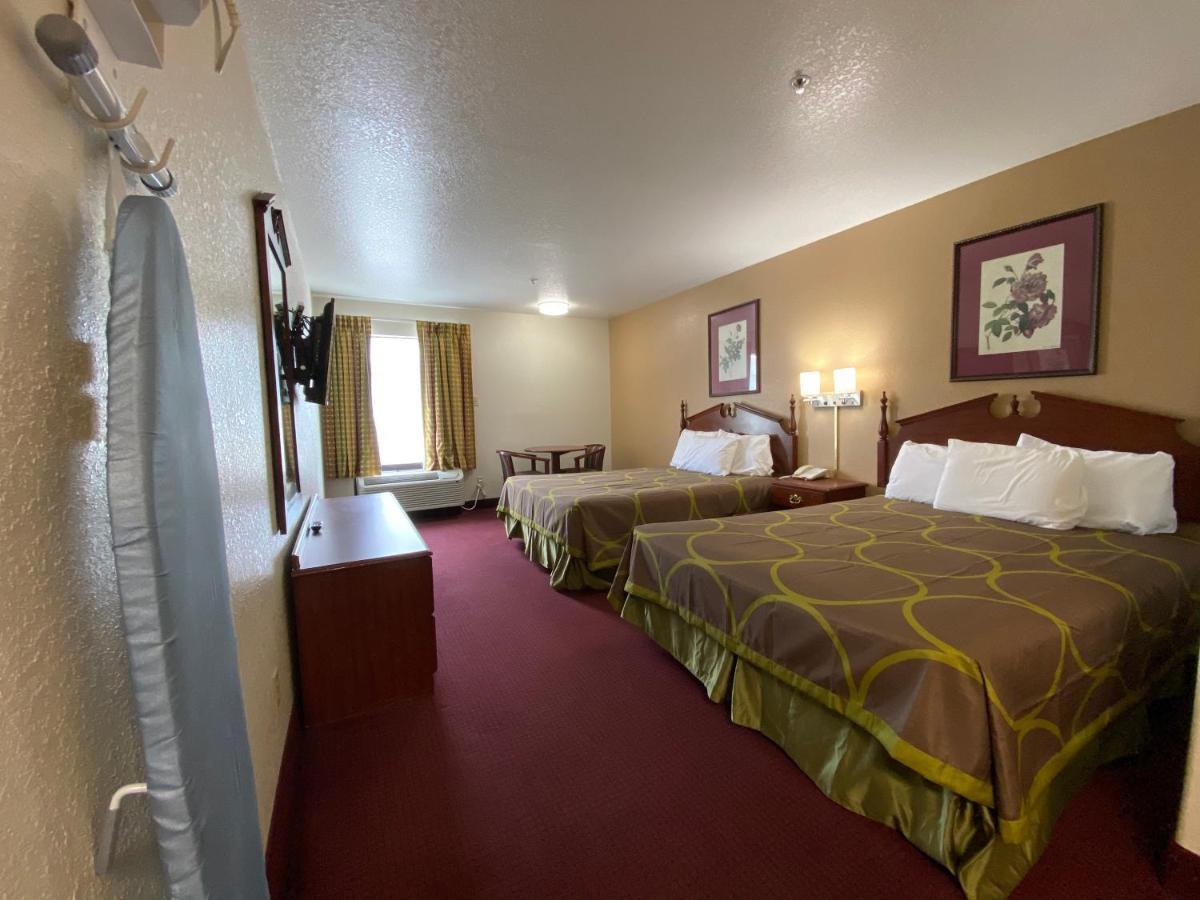 Super 8 By Wyndham Kinder/Coushatta Near Casino Exterior foto