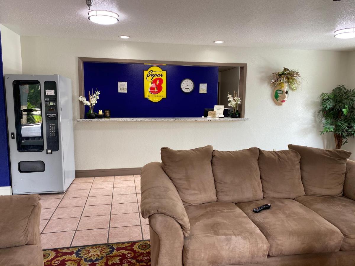 Super 8 By Wyndham Kinder/Coushatta Near Casino Exterior foto
